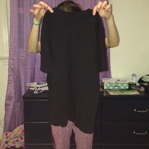 Black tee shirt
